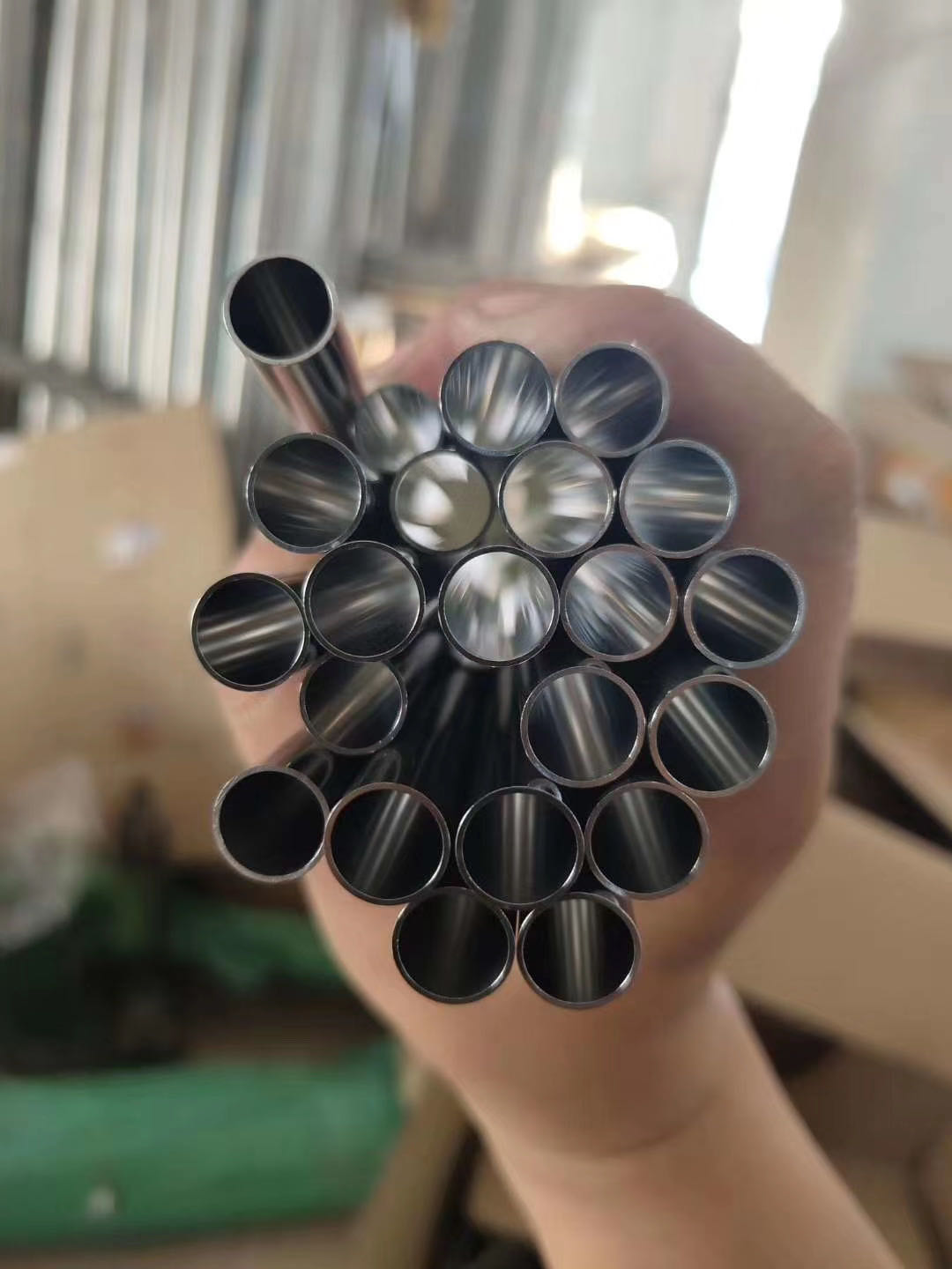 304不銹鋼管需求恢復(fù)緩慢，料今跌幅收窄，部分品種或止跌趨穩(wěn)